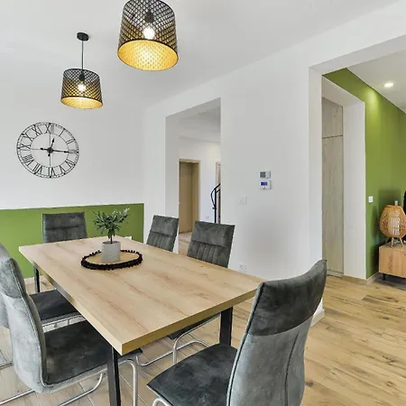 Ferienhaus In Privlaka Mit Privatem Pool - B61955 別荘 プリヴラカ