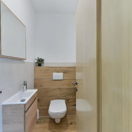 Дом отдыха Ferienhaus In Privlaka Mit Privatem Pool - B61955 *