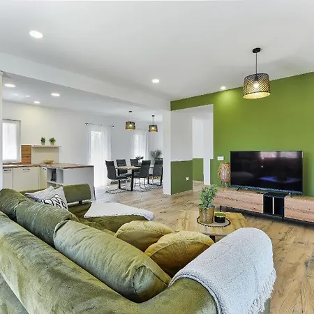 Ferienhaus In Privlaka Mit Privatem Pool - B61955 Дом отдыха